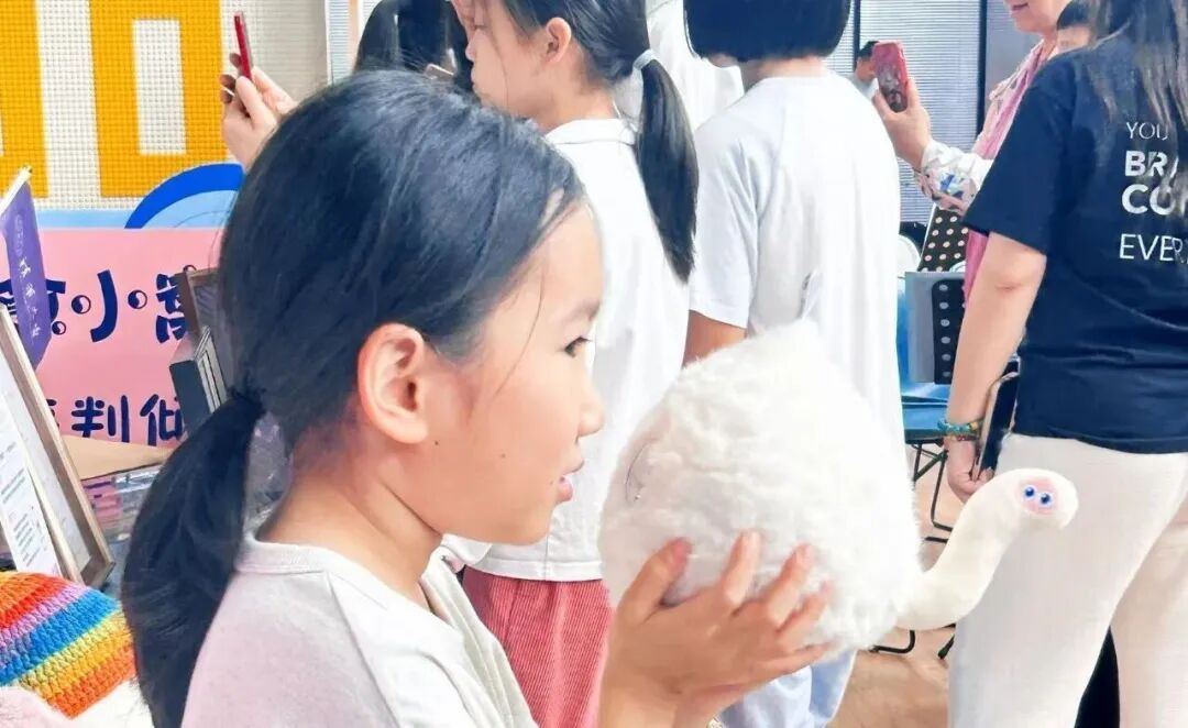 世界孤独症日 当AI学会倾听，星星的孩子不再沉默