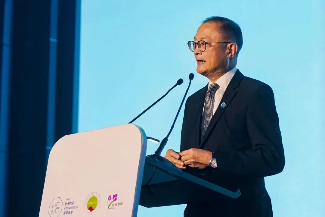 球球的爱心之旅|超级球球亮相「晓日春晖 爱望同行」童心创梦慈善晚宴 - 原文配图 2